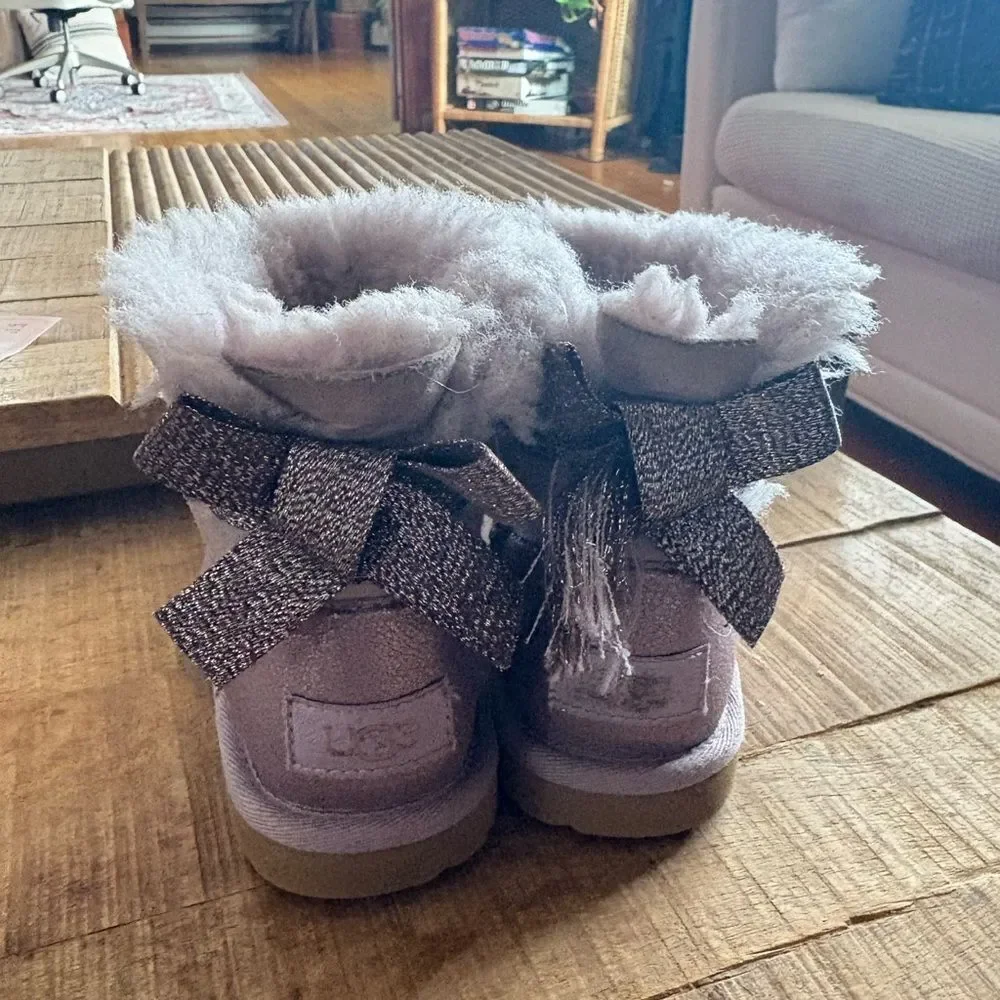 Ugg | dusty purple Fur-Lined Boots with bow